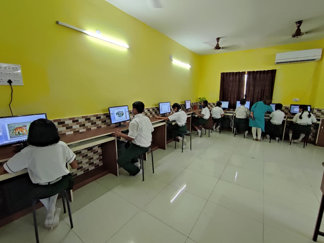 <h1 class=